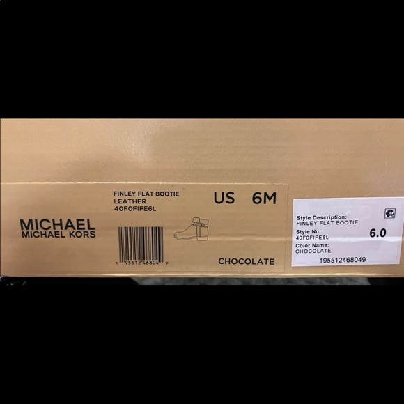 Michael Kors booties - Picture 3 of 3